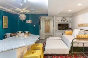 Colorful 1BR Basement Apartment By Zoo - Sleeps 5 - Image 3
