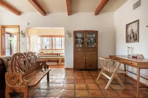 Hygge Hacienda - sunny condo w views near downtown - Image 3