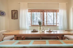 Hygge Hacienda - sunny condo w views near downtown - Image 4