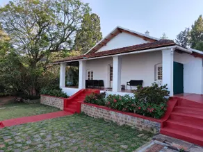 TIPPERARY COLONIAL BUNGALOW - Image 3