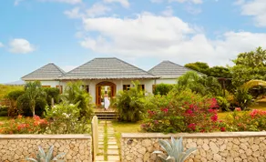 Luxury 3 Bed Designer Eco Villa Treasure Beach - Image 3
