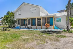 Sanibel Sandals & Flip Flops - Image 4