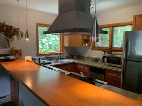 Woodstock Home Close to 3 Towns, Hiking and More - Image 3