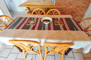 Self catering unit close to beach. Great value. - Image 5