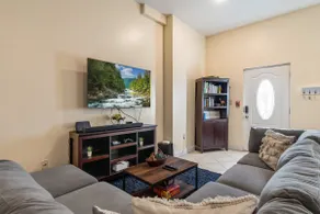 4BR Luxury Condo w/ Arcade | Near Center City! - Image 2