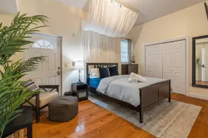 4BR Luxury Condo w/ Arcade | Near Center City! - Image 3