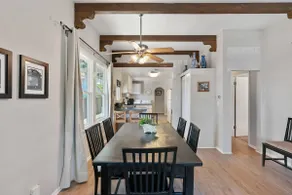 Carpinteria charming beach bungalow - Image 4