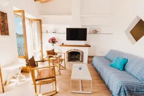 STUNNING SEA-FRONT DUPLEX IN CALA RATJADA - Image 3