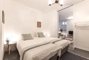 Renovated Apart with Private Courtyard, By TimeCooler - Image 5