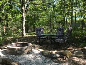 Cozy Woodland Cottage - Image 5