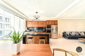 Modern apartment 10 minutes from the beach, downtown and the boardwalk - Image 2