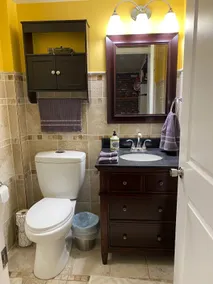 Large 1 Bedroom Private Garage Level Apartment - Image 4