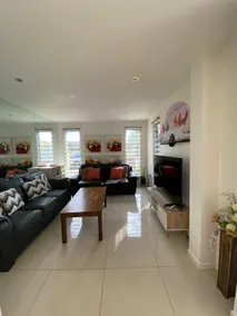 3 Bedroom KJ Cottage- Close to CBD - Image 4