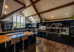 The Hideaway.. large luxury granite house - Image 2