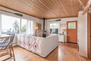 Guest House with a view above the beach. - Image 2