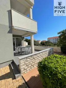 Apartment High Five Novalja - Image 4