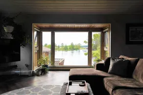 Come relax in a Tranquil Cottage on Island Lake! - Image 3