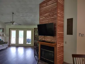 Haven Woods, quiet house, minutes to Ithaca w/ AC - Image 3
