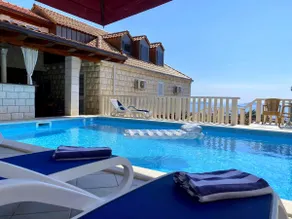 Sea view Villa with private pool just 10 min. drive to Dubrovnik - Image 3