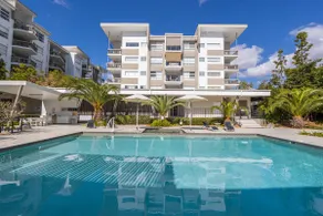 2 Bedroom, 2 Bath with Study - Image 2