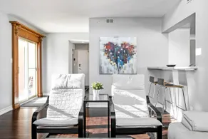 Upgraded 3-Bed Chalet in Blue Mtn Village - Image 5