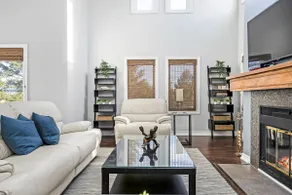 Upgraded 3-Bed Chalet in Blue Mtn Village - Image 4