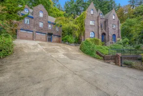 Castle like home in SW PDX, close to downtown! - Image 2