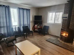 Point Clark Cottage Getaway - Image 4