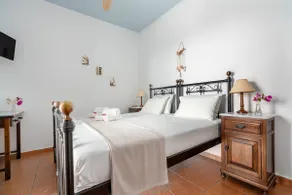 Reggina's Apartments - Image 5