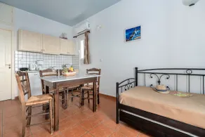 Reggina's Apartments - Image 4