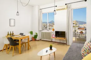 Apartment overlooking the cathedral - Image 5