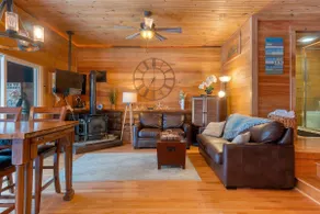 Private, Log Guest House- 5 Mi to Ogunquit Center! - Image 2