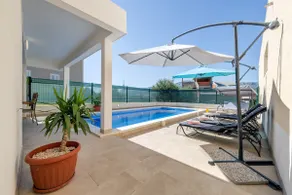 Apartment Renata + PRIVATE swimming pool in SPLIT - Image 2