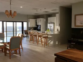 North Wildwood Beachfront Sleeps 13 Swimming Pool - Image 2