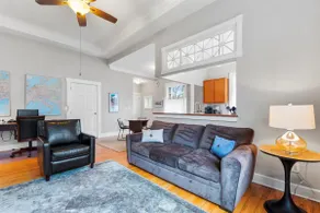 Walk to Racetrack & Broadway, Ground Floor Condo - Image 5