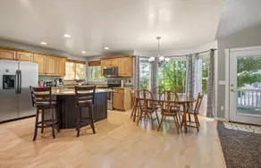 The Mountain View Corner | 3BR | 2.5Bath | Garage - Image 4