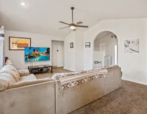 The Mountain View Corner | 3BR | 2.5Bath | Garage - Image 3