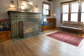 Spacious, Stylish, & Cozy Suite - Image 5