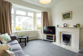 Strawberry Fields House - Air Host & Stay - 3 Bedroom - Image 2