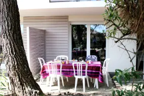 The beach is 200 meters away! Comfort, private Wi-Fi, linens, swimming pool, patio, garden, parking - Image 3