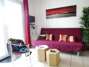 The beach is 200 meters away! Comfort, private Wi-Fi, linens, swimming pool, patio, garden, parking - Image 4