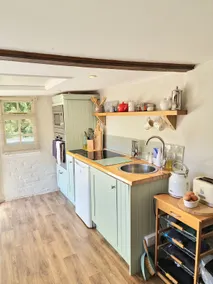 Cosy little country cottage with luxury hot tub - Image 5