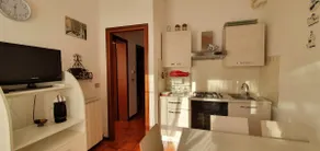 A stone's throw from the sea with a garden and parking - Image 5