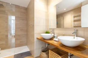 BRIGHT ★APARTMENT Sagrada Familia/AC/1 GB Wifi - Image 3