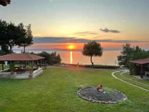 Beachfront Villa Halkidiki (350m2) - Image 2