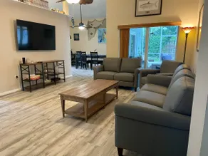 Superb Keys home w/heated pool - Image 4