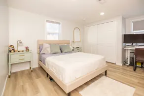 Cute Newly Remodeled Home Close to Notredame 2bed - Image 5