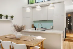 Luxe-Coastal Home at Manly Beach - Image 4