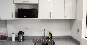 Luxury Modern Flat near Airport - Image 4