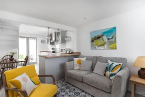 Number Three - stylish 2 bed cottage with sea views in Mousehole, pet free - Image 4